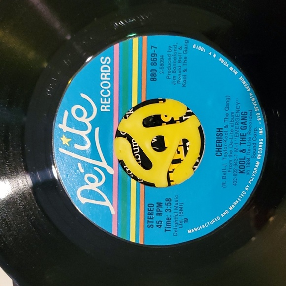 2/$8 KOOL AND THE GANG 45 Rpm Cherish and Cherish instrumental - Picture 3 of 4